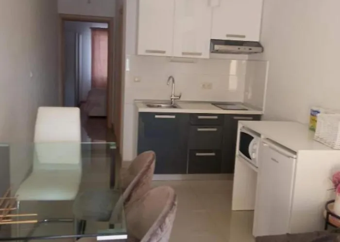 Cozy Garden With Terrace And Bbq - Comfort One Bedroom